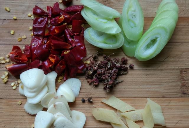 春天,要多吃这肉,比猪肉便宜比羊肉温和,营养滋补更解馋