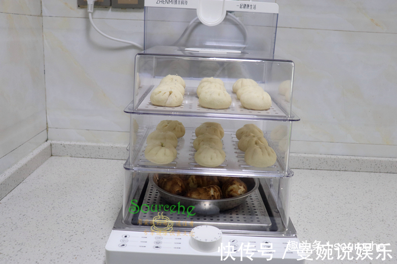 早餐别只会豆浆油条,教你做包子蓬松香软,比豆浆营养,比油条香