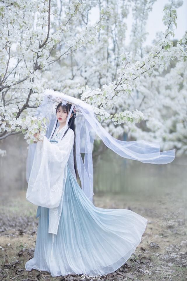 这些原因使家长反对“穿汉服”,对于学生,不让穿汉服是对的吗