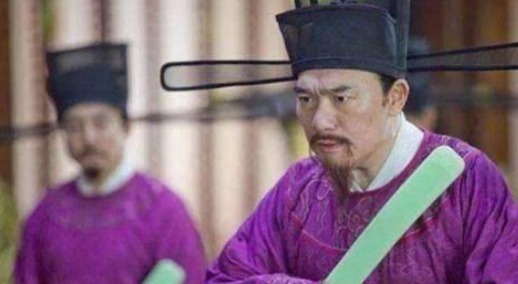 内容|为什么古代大臣上朝时,手里都会拿个“板子”是干什么用的