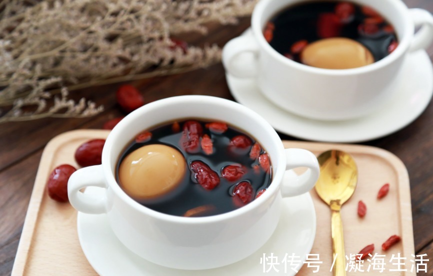 气血不好的人要多喝这汤，一周喝2次，面色红润