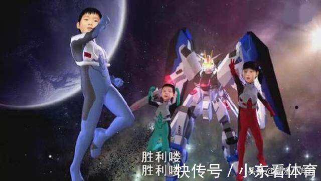 地球小卫士|被山寨的日本动漫,《鬼杀之剑》我忍了,《禁基的巨人》是什么鬼