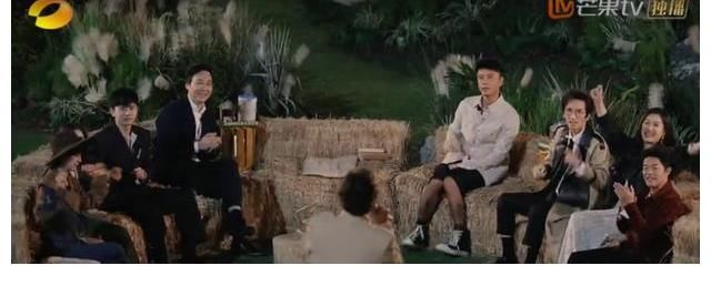 芒果台这节目的歌词字幕，我也就看了十遍