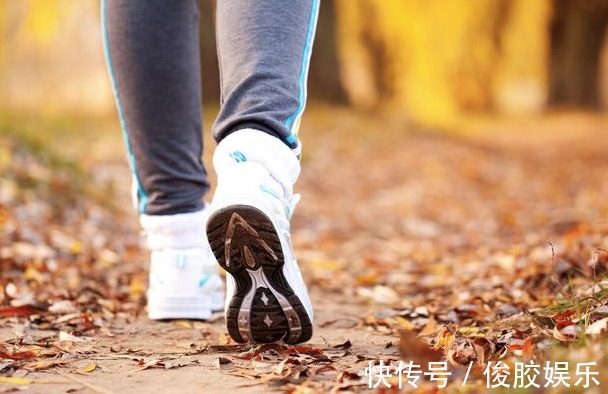 白领|32岁女白领查出肠癌离世,医生解释两个习惯害的