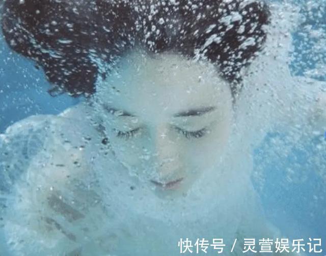 游泳馆|为什么有的人可以水里睁开眼,有人却不行?