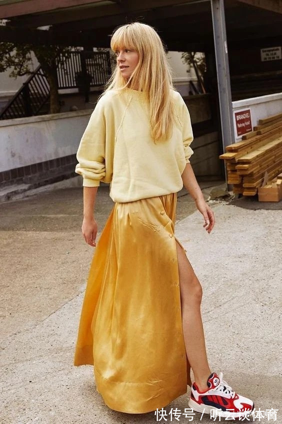 透明感 女人不管多少岁,都不要穿这3种颜色,自以为很时髦其实很“土”