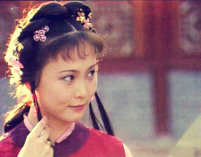 贾芸@只因为在人群里多看了你一眼:大观园里最值得祝福的爱情