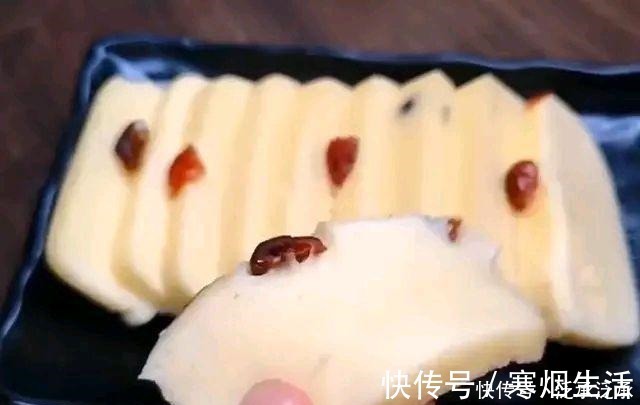 酸奶新吃法，简单2步一次成功，做出来的酸奶蛋糕，孩子抢着吃