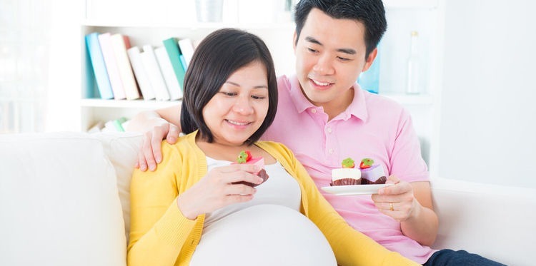 孕妈|超“硬核”孕妈走红,怀孕8个月体重56公斤,腹部线条令人羡慕