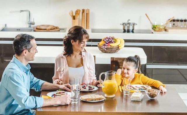 孩子|那个不听话的孩子,其实心里很苦,知道真相后,你还会吼孩子吗?