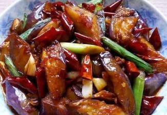 干煸豆角|这些菜一定要少吃，重则严重危害健康，快来看看有你爱吃的嘛？