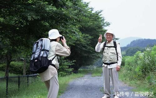 中年|中老年人旅游,国内最适合的三座城市,有一座年轻人也偏爱