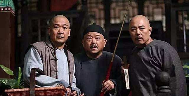 乾隆:四方台,台四方,四方四方朝四方!看和珅和纪晓岚谁对的好