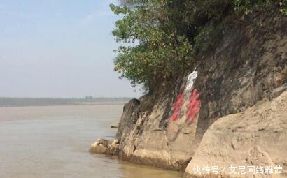 犀利|苏轼最经典的怀古词作,豪情万丈笔锋犀利,开篇就是千古名句