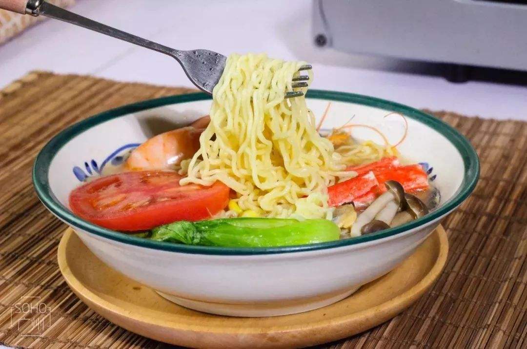 减肥|以下3种食物,女人要尽量少吃,看着没什么,热量很高,越吃越胖