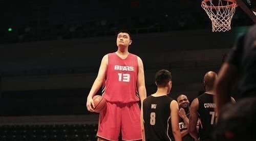 游乐场|女孩8岁身高1.08m,算矮吗?算,医生建议这三个方面的养育要重视