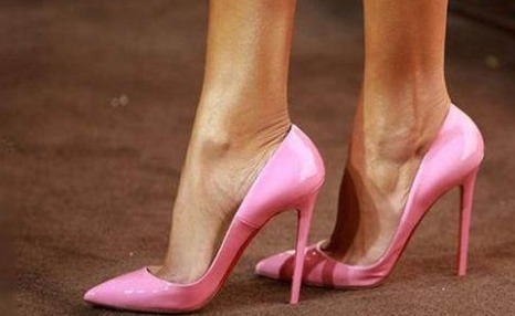 鞋子 新买的鞋子挤脚怎么办教你4个小妙招,轻松解决鞋子挤脚问题