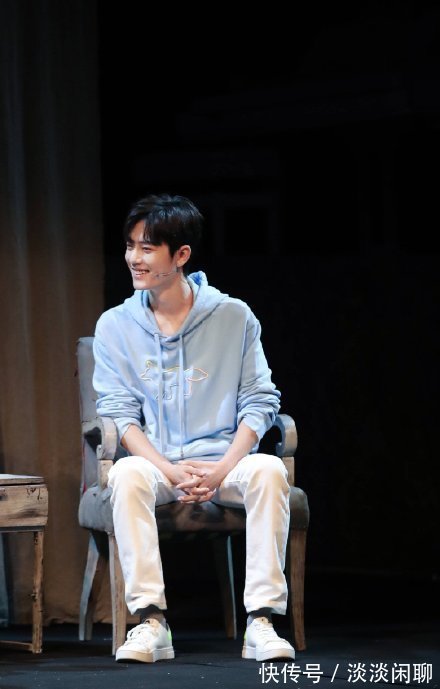 话剧|肖战话剧缘起于未知名！势如破竹七连冠！粉丝：一个都不能少！