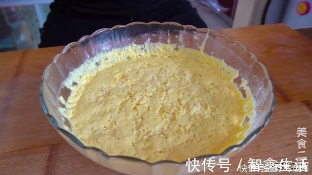 粗粮小饼真好吃，80岁的老奶奶也能咬得动，松软好消化，做起来