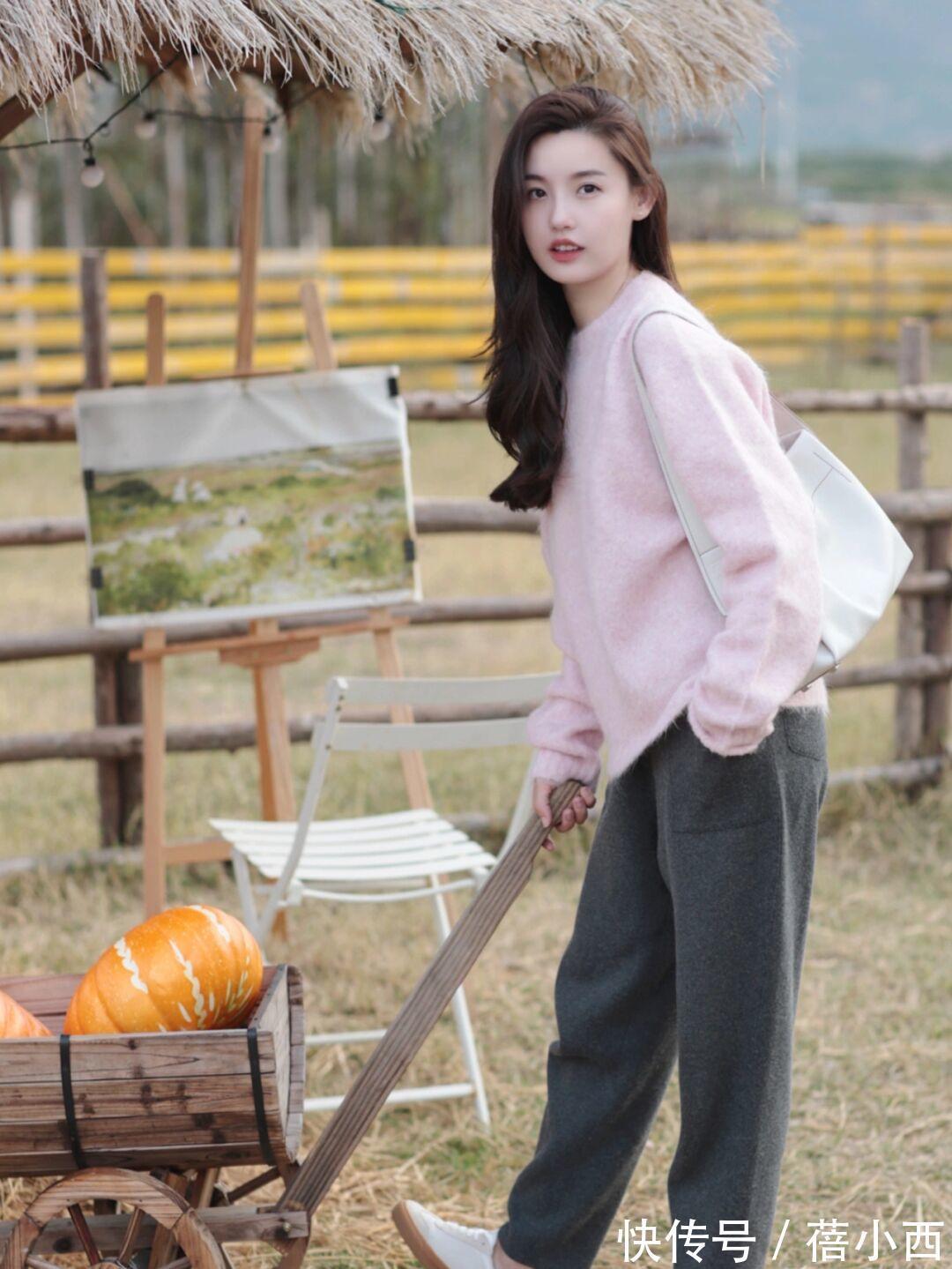 毛衣|春季还是穿“毛衣”最优雅,配裤子和半身裙,都比你想象中更时尚