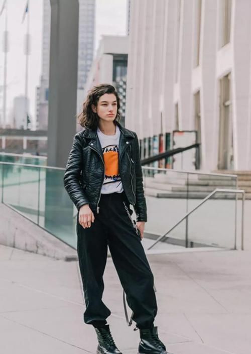 女人过了45岁，这3种＂颜色＂要少穿，显得没气色还很掉价