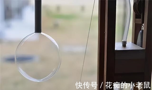 潘多拉!一个脑洞大开的日本艺术家,设计了些奇奇怪怪的玩具装置···