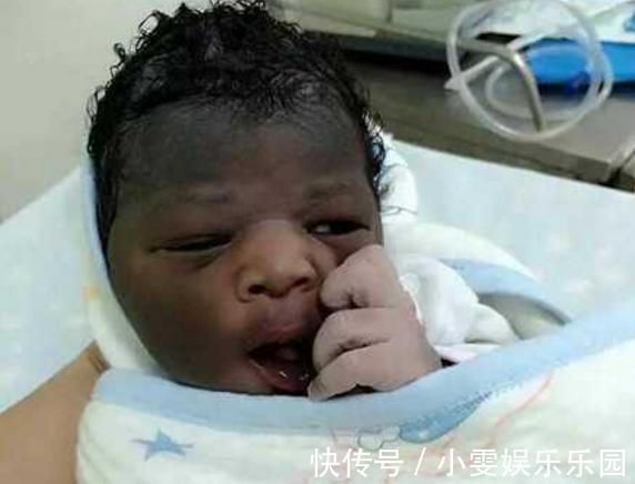 黑人|年轻妈妈生下“黑人宝宝”,爸爸觉得抱错了,奶奶:我知道原因了