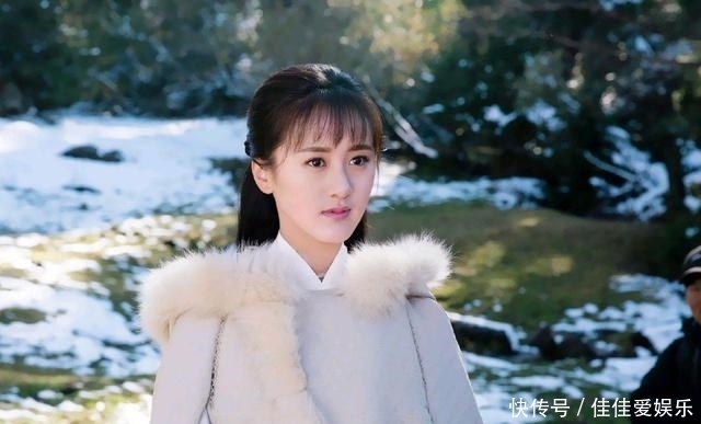  期待|袁冰妍终于参加晚会了，“琉璃元素”引发期待，只是没有成毅