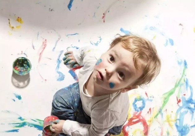 妙招|墙面污渍难看又难清理教你4个妙招除墙面污渍,轻松恢复大白墙