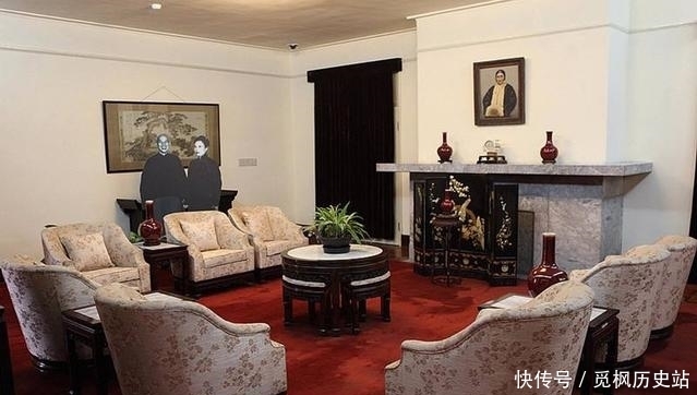 宋美龄最想毁掉的一张照片:口红抹到唇外,眉线画断,冷漠无笑脸