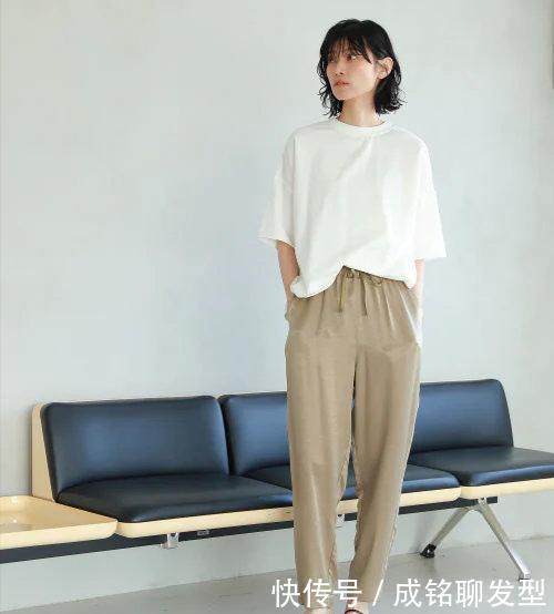 半身裙|三四十岁的女人如何避免“成熟感”,学一下这几款穿搭,超减龄