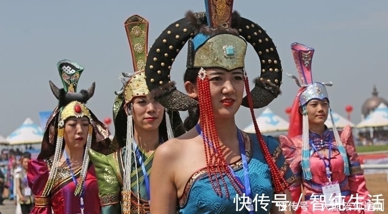 传统#蒙古国为什么不用蒙古字?恢复传统蒙古文,揭示蒙古国回归之心