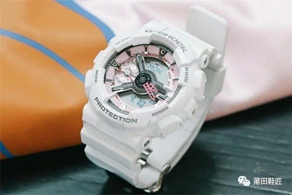 卡西欧g Shock和baby G区别两款型号对比 快资讯