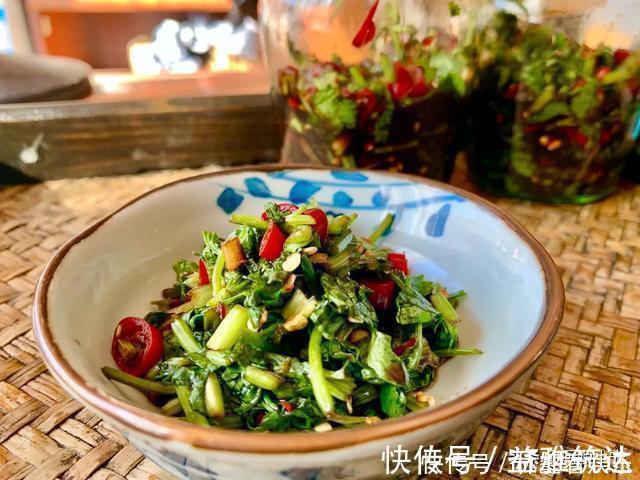 腌菜一个月才敢吃?多加1步降低亚硝酸盐,酸辣爽口,5天就能吃