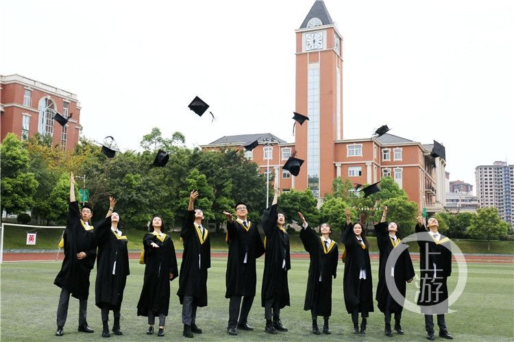 陈列馆|从学渣到被多家世界名牌大学录取 韩国小哥哥在重庆走上人生的逆袭之路