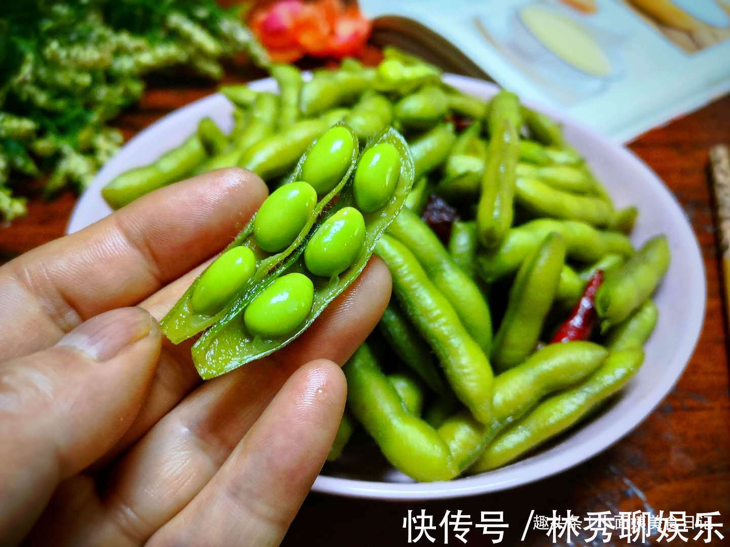 食用碱|煮毛豆时,放盐煮就错了,牢记这3点,做出的毛豆翠绿鲜糯又入味