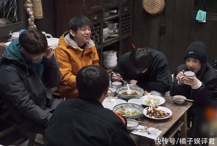 《向往5》节目录制有多真实，看到嘉宾的衣服，是否造假很明了