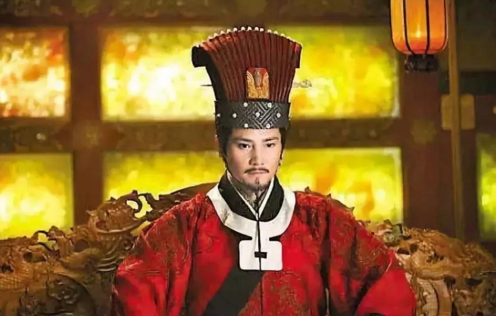 上挂|宋朝官员脖子上挂的“白项圈”是什么?《西游记》里玉皇大帝也戴