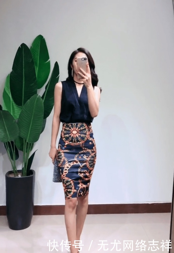 气质|30多岁穿成这样,更显成熟稳重,气质十足!