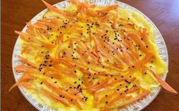 美食|精选美食虾米卷心菜、肉末烩豆腐、胡萝卜鸡蛋饼、豆鼓蒸杏鲍菇