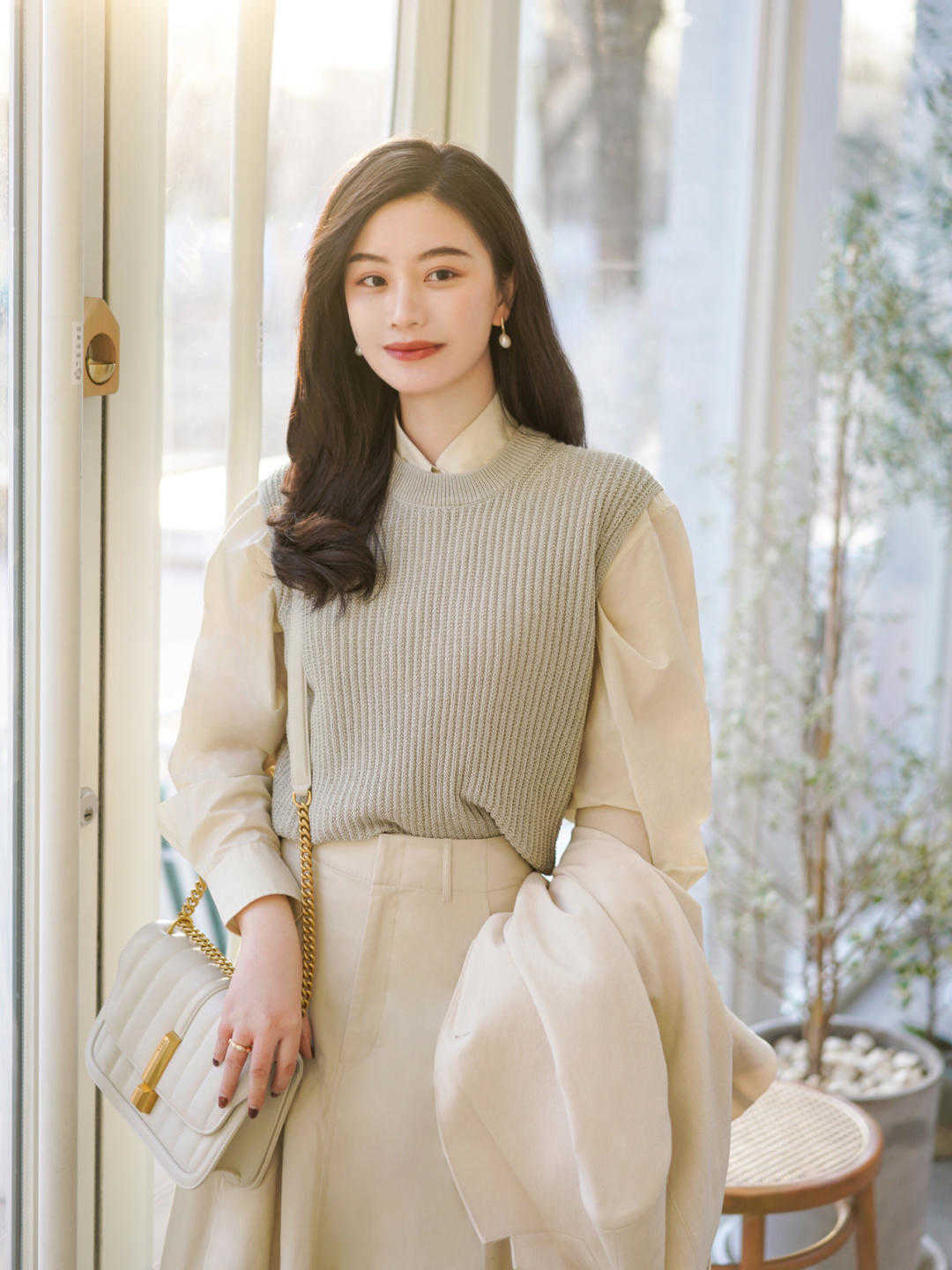 穿搭|长款会视觉疲劳，还难搭配，不，至少风衣不会