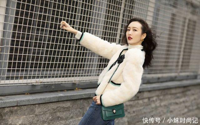 与流量小花不同, 王鸥美得明艳又大气, 38岁身材状态双在线