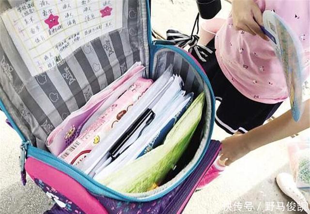 乔老师|“儿子的书包我拎不动”初一孩子书包重达20斤,网友的评论很中肯