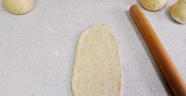 想做面包没烤箱咋办跟我学这么做,有个蒸锅就搞定,效果还特棒