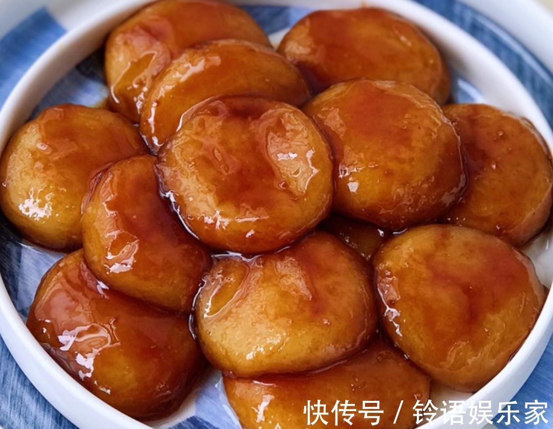 做红糖粑粑,别只会加红糖,多加这2样,色泽更红亮,味道更香甜