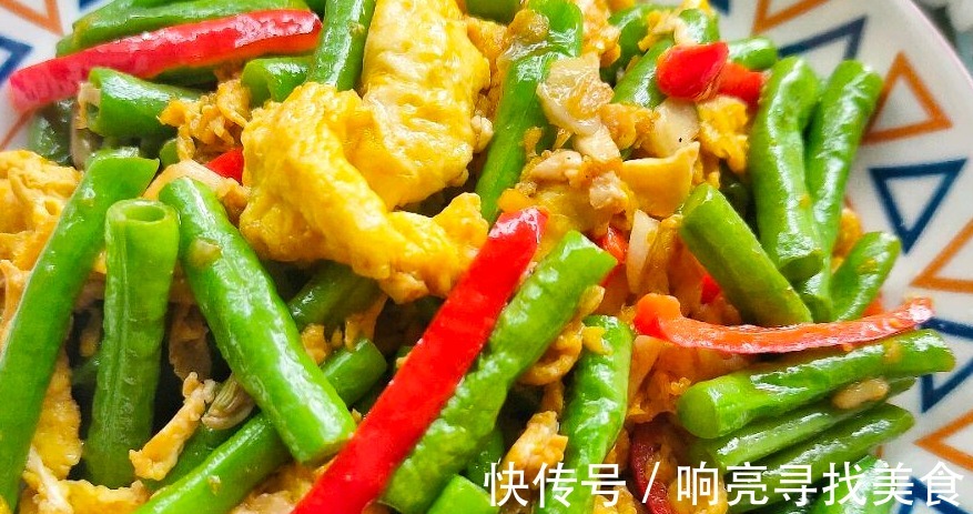 脆爽|入秋后，记得抓紧吃的菜，10分钟上桌，荤素搭配，好吃放不下筷！