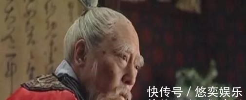 年龄@八十二岁的老头中了状元,骑马游街时作了一副对联,再也无人超越!