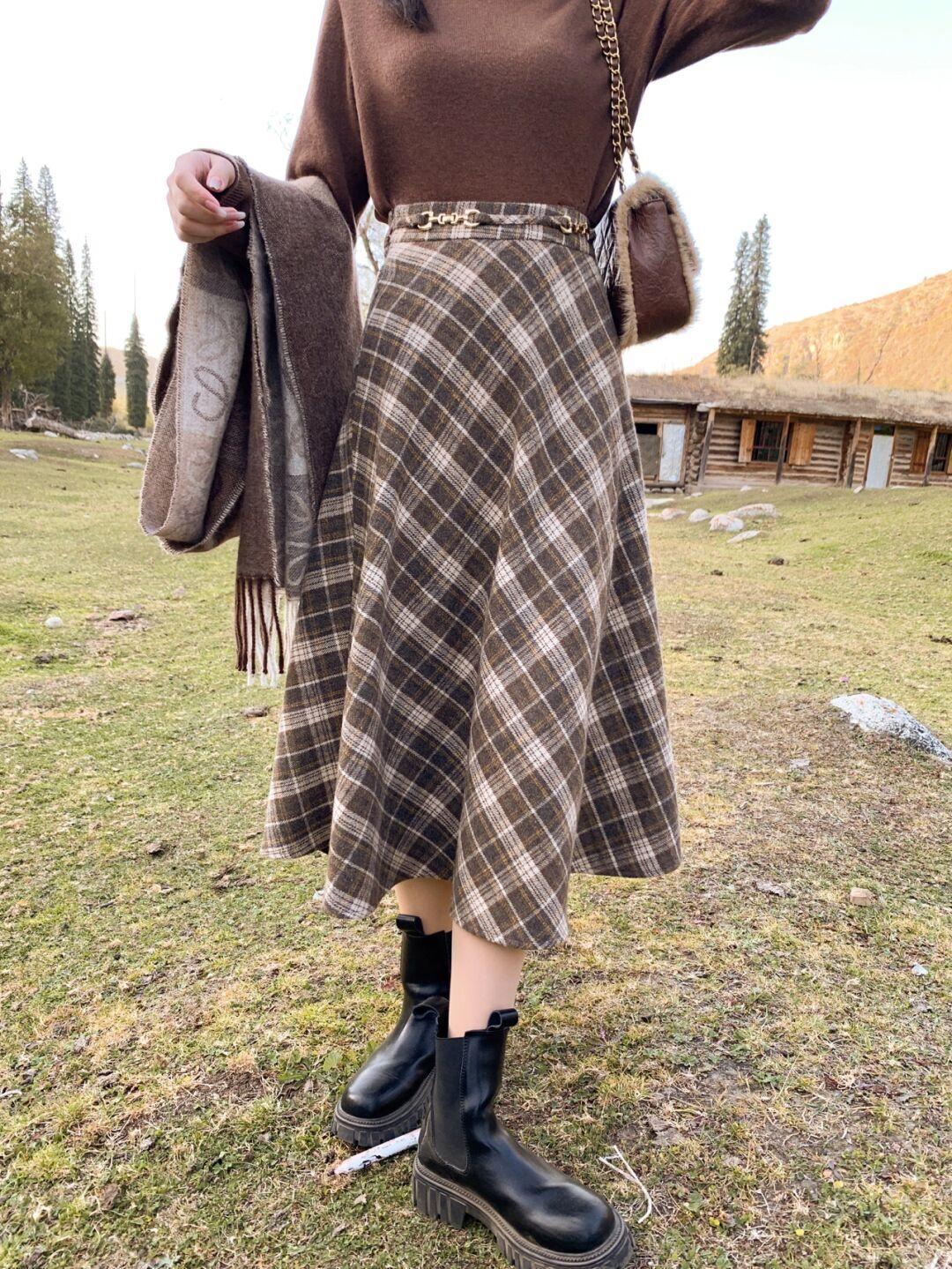 个子|小个子女孩快冲!今冬穿一条格纹裙就够了,养眼减龄还耐看