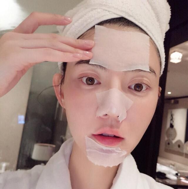 精华液|护肤品是该“拍”还是“涂”?用错这么多年,难怪效果不明显!