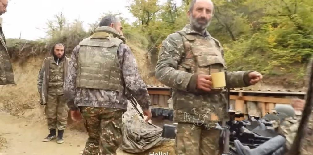 库尔德人|亚美尼亚战场恐怖一幕，大量士兵横尸野外大群野猪啃食士兵遗骸